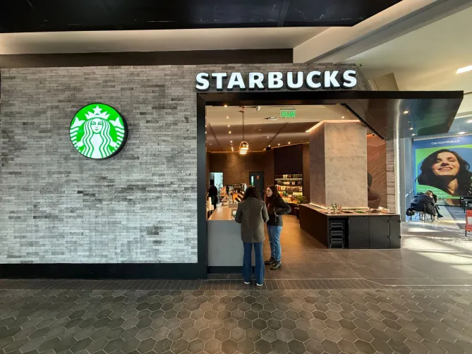 starbucks cenco costanera